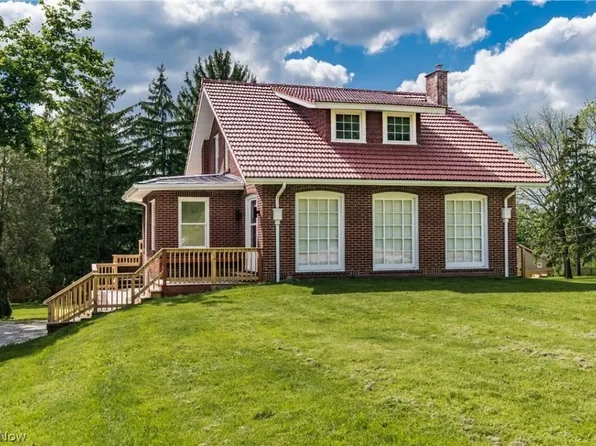 545 Pittsburg Ave NW, North Canton, OH 44720