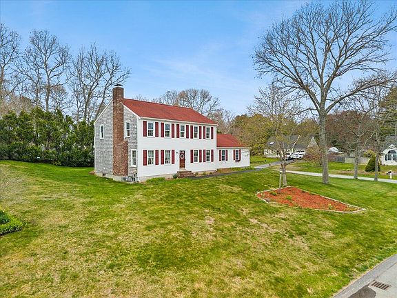 4th image of 34 Windsor Way