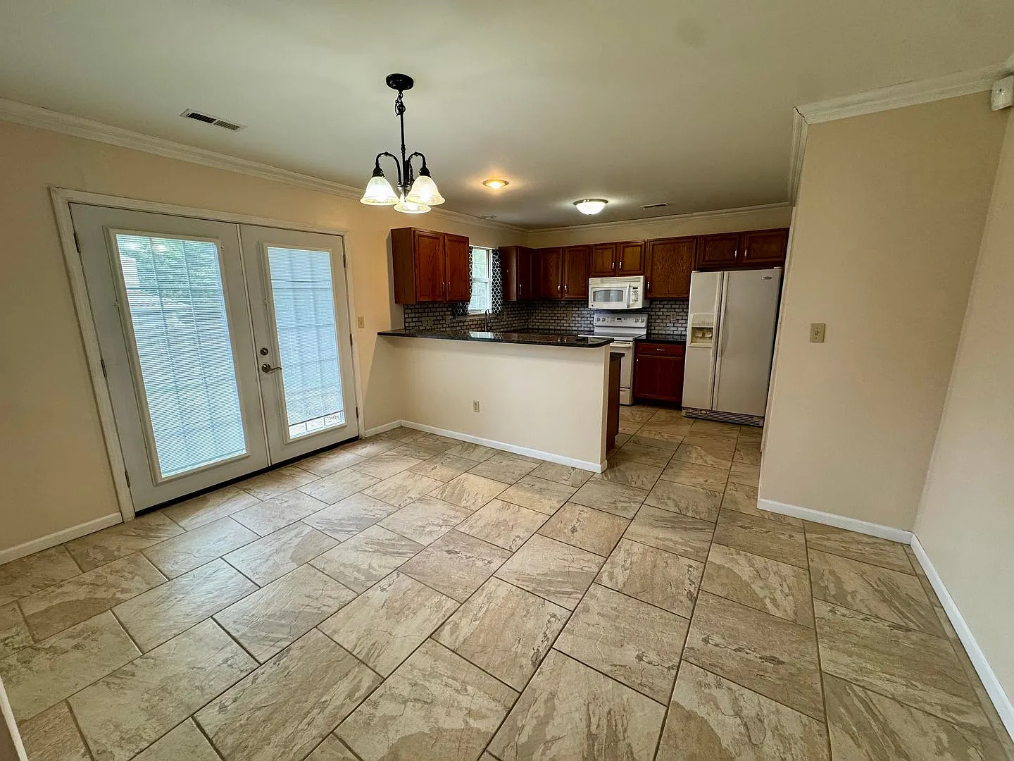 Southeast Columbia Rental Near MU! — Photo 3