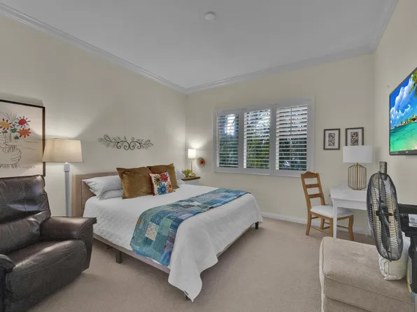 27 Harbour Isle Drive #106, Fort Pierce, FL 34949
