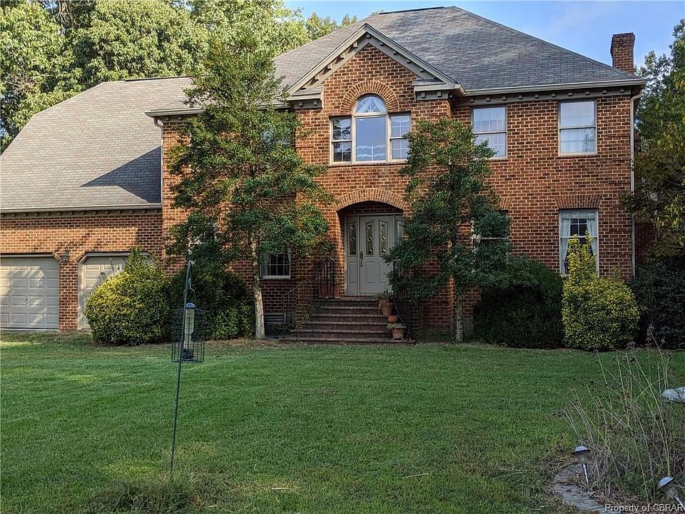 1st image of 864 Hills Bay Dr