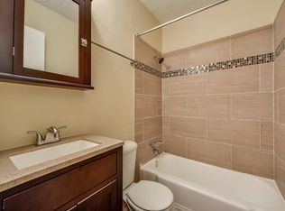 2401 Manor Rd, Austin, TX 78722