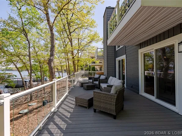 290 Woodhaven Cir, Village Of Four Seasons, MO 65049
