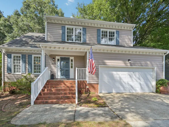 4656 Forest Highland Dr, Raleigh, NC 27604