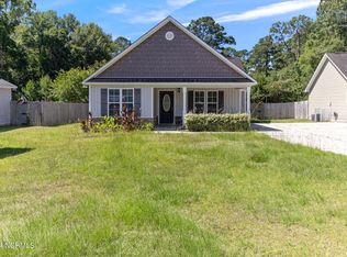 516 Old Folkstone Rd, Holly Ridge, NC 28445