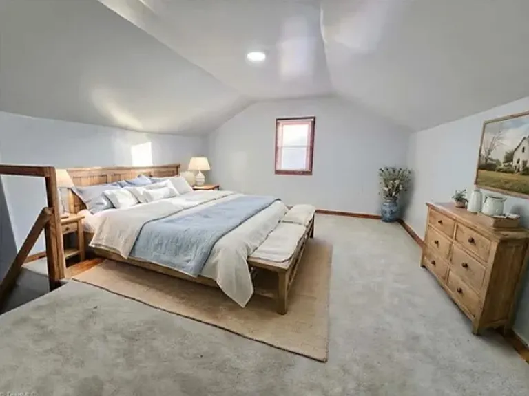 1808 Guyer St — Photo 10