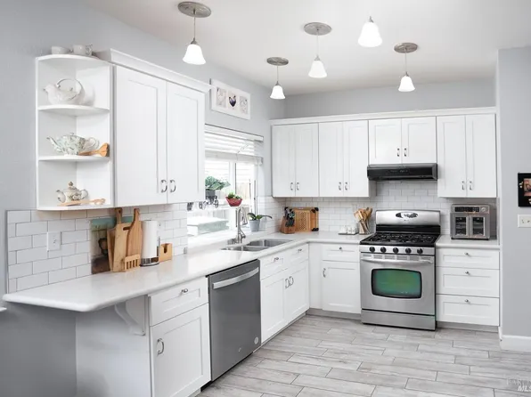 115 Victoria Court, Dixon, CA 95620