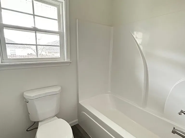 1532 Woodard St — Photo 10
