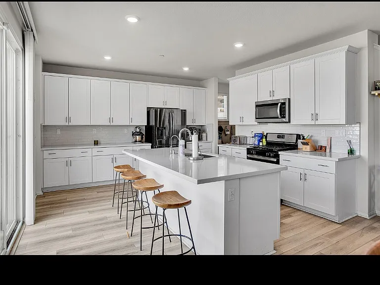 28229 Blossom Ct — Photo 3