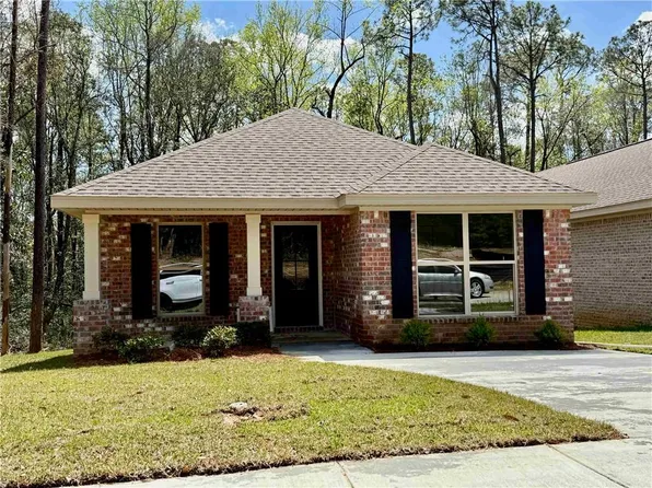 1133 Forest Glen Dr, Mobile, AL 36618