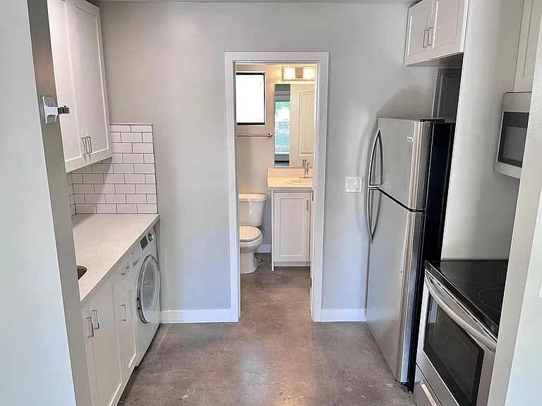 2621 E Campbell Ave #4 — Photo 7