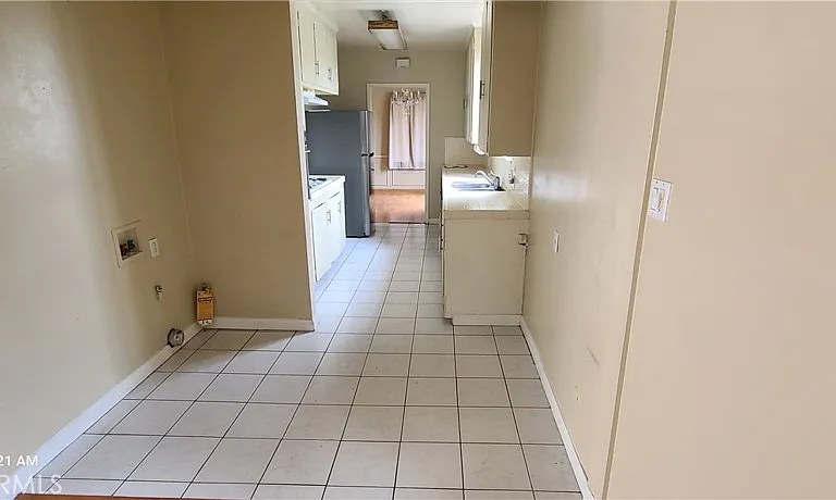 2403 N Lamer St — Photo 25