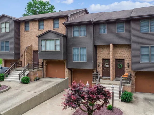 590 Woodmere Dr APT 3, New Stanton, PA 15672