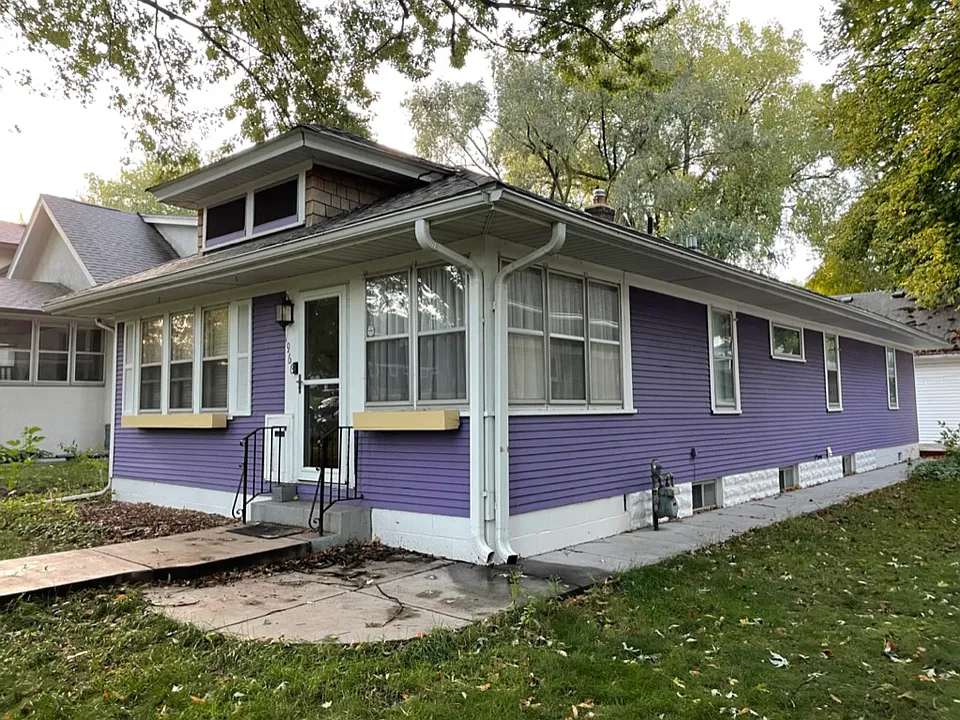 1966 Jefferson Ave