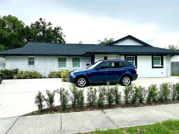 588 LAKE HOWELL ROAD, MAITLAND, FL 32751