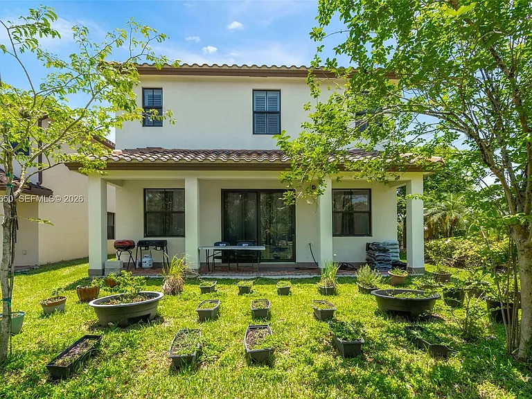 5113 NW 52nd St — Photo 37