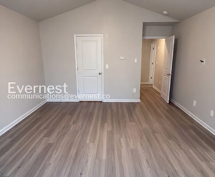 1538 Persimmon Trce — Photo 15