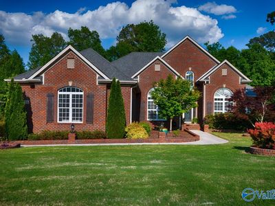 246 Bishop Farm Way, Huntsville, AL, 35806