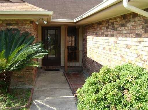 3rd image of 2548 Long Branch Dr