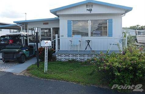Really Cute Front Porch