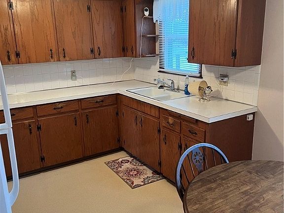 2nd image of 1778 Nova Ln