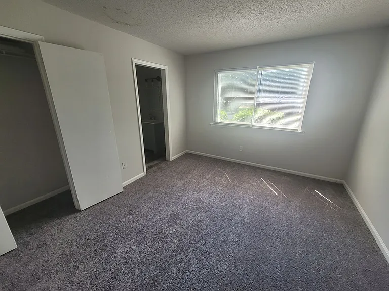 1401 Elmtree Rd #A — Photo 11