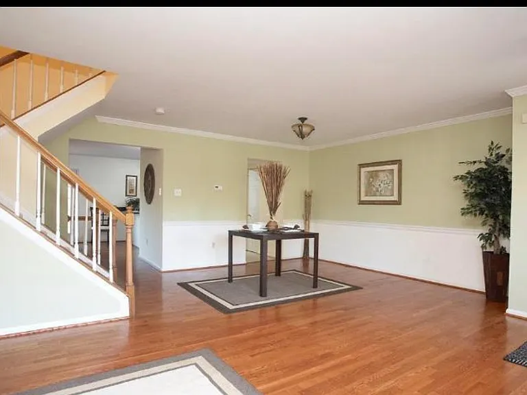 15043 Shamrock Ridge Rd — Photo 2