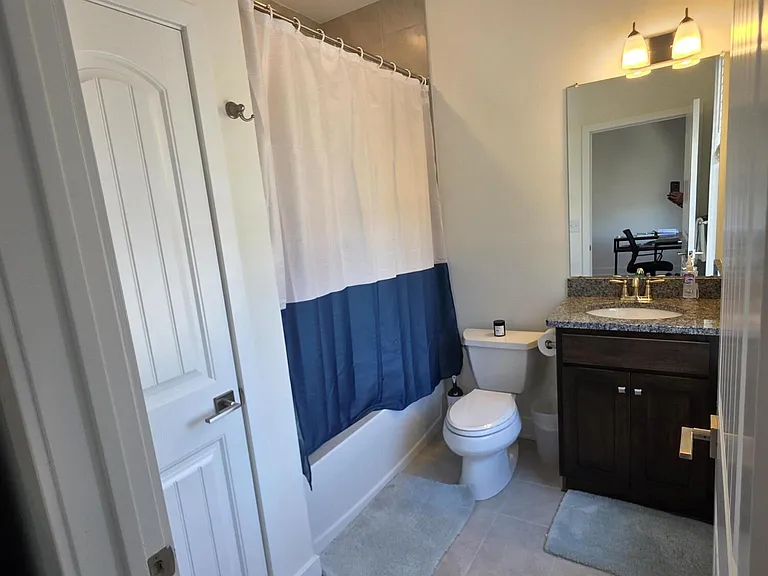 156 W Front St #9 — Photo 25