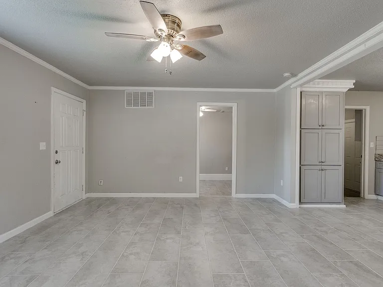 641 SW 15th St — Photo 19
