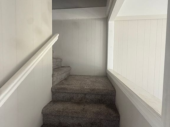 5th image of 110 Georgetown Ln #110