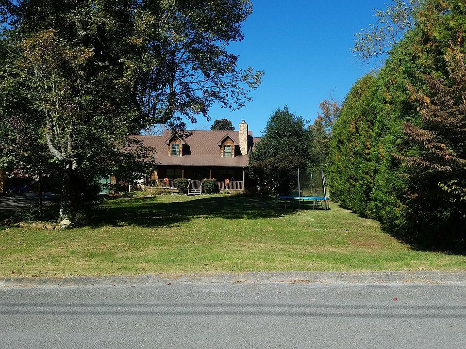 1st image of 3905 Hillbrook Dr