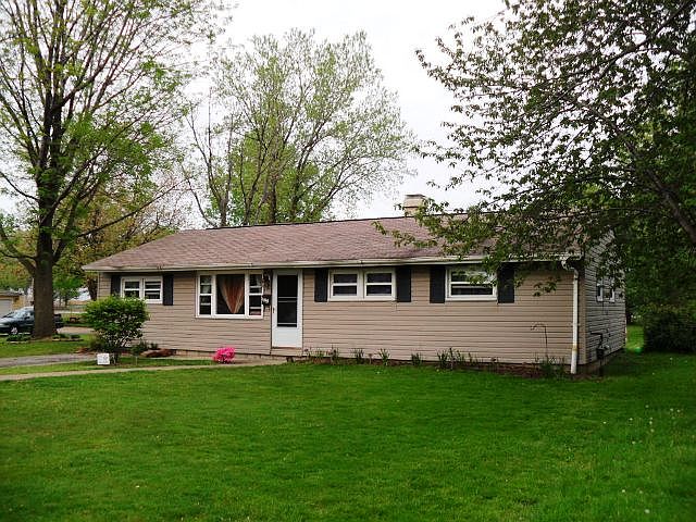 1st image of 977 E 349th St