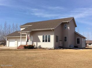 315 Elm St, Hickson, ND 58047
