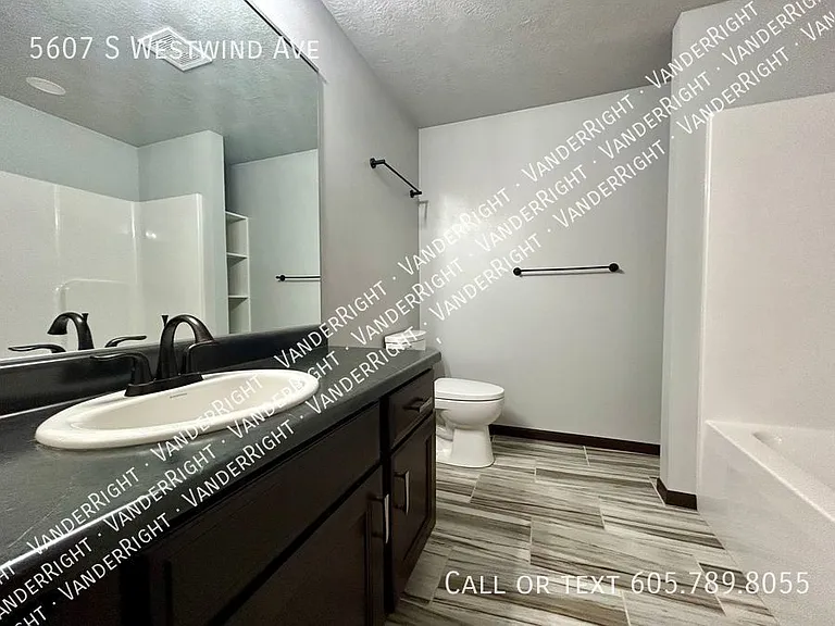5607 S Westwind Ave — Photo 31