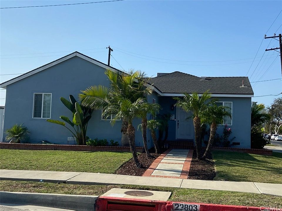 1st image of 22803 Broadwell Ave