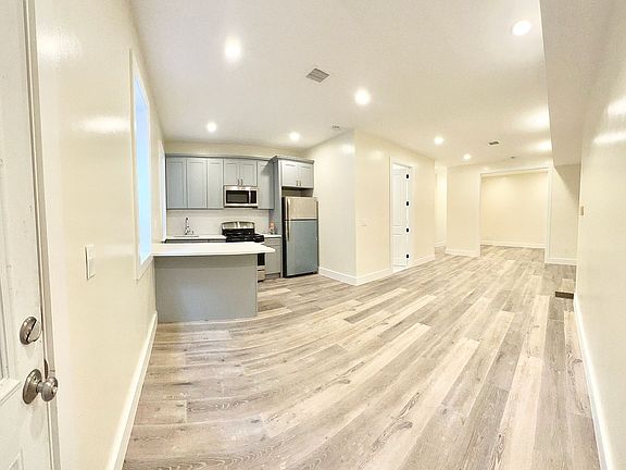 5th image of 191 Palmetto St #1R