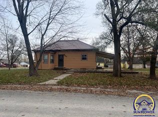 222 N 2nd St, Osage City, KS 66523