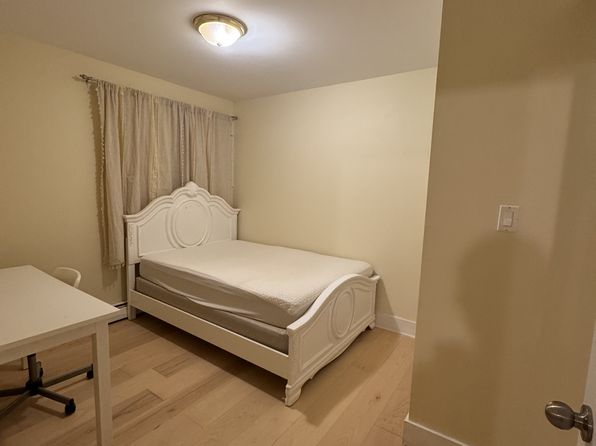 1 bedroom rental in Coquitlam — photo 13