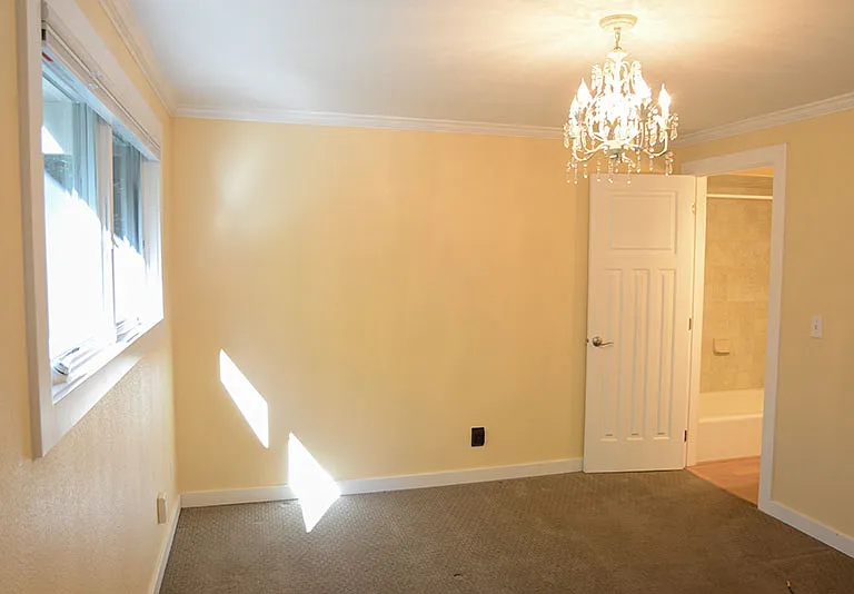 420 NW Dack Ct — Photo 12