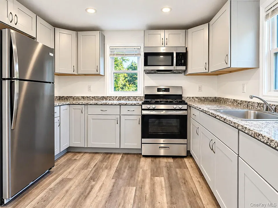 299 Peekskill Hollow Rd #2