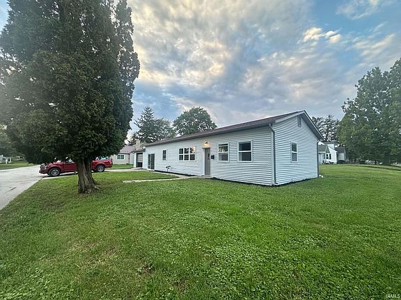 2nd image of 1806 Fruit St