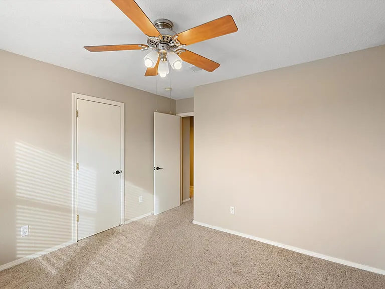 12428 Rainier Way NE — Photo 30