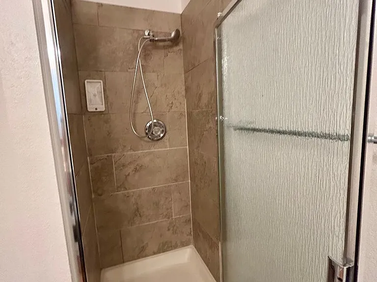 1732 Cambridge Dr — Photo 15