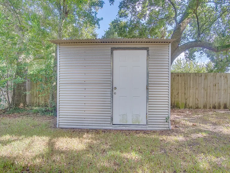 3371 Wellington Rd — Photo 33