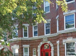 82 Browne St #3, Brookline, MA 02446