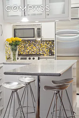 Sold by Compass | media 6