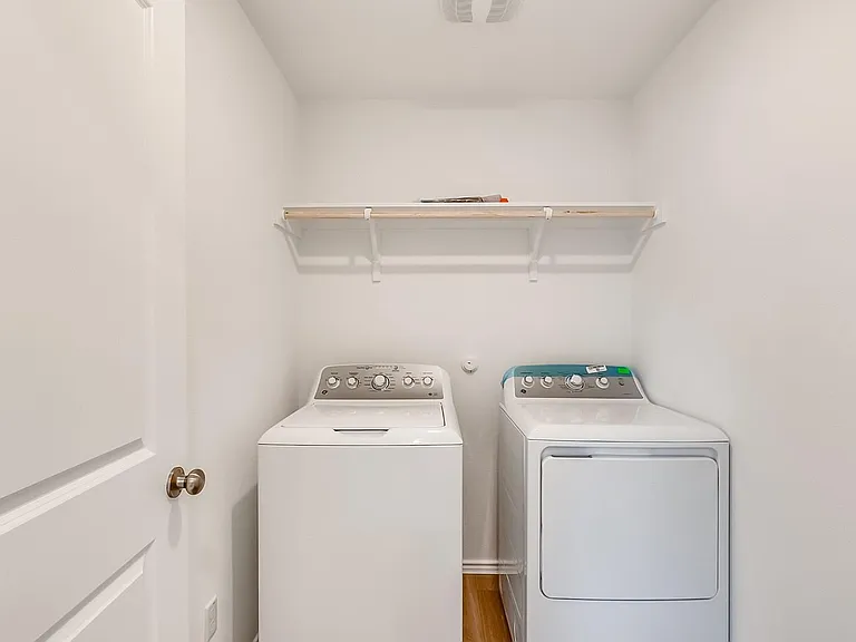 1105 Catfish Ln — Photo 24