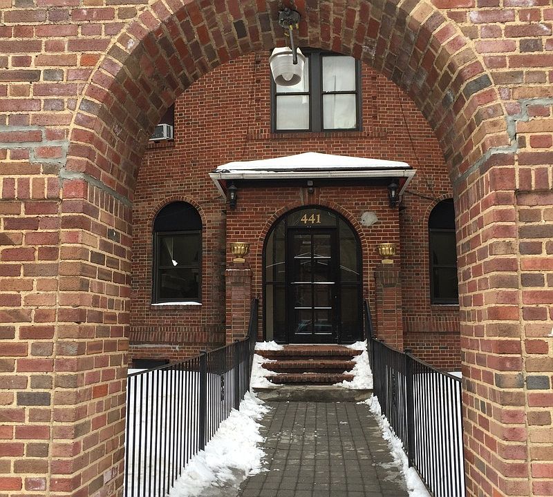 1st image of 441 Brooklyn Ave APT 6A