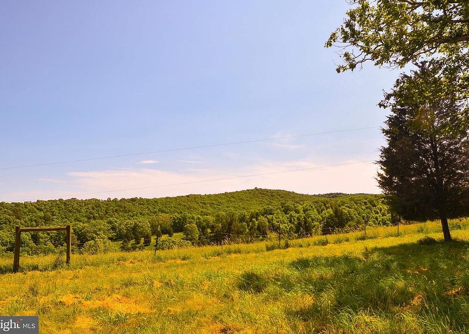 2nd image of 2158 Jake Staggers Rd