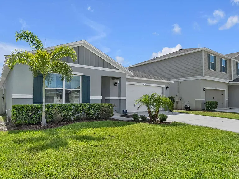 3800 Whitetail Ct — Photo 31